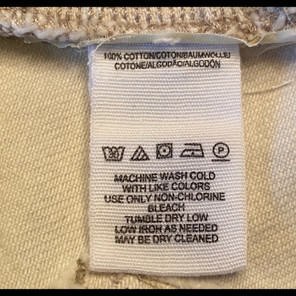 WE THE FREE NWT Ivory denim jean shorts, size 24 - Picture 9 of 10